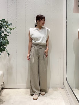 「アイテム（スラックス）」を使った、Risaさん（レディース・162cm）の夏コーディネート