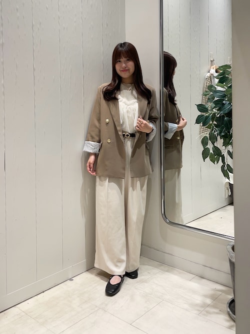 トーテム　TOTEME タック入り　チノパン　スラックス　カジュアル　綺麗め トーテム TOTEME タック入り チノパン スラックス カジュアル 綺麗め