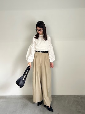 「select MOCA by son（セレクトモカバイソン）のアイテム（スラックス）」を使った、yumaさん（レディース・167cm）の冬コーディネート