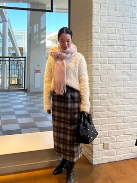 「アイテム（ストール/ショール）」を使った、yurinaさん（レディース・151cm）の秋コーディネート