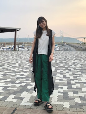 ヤカケモエさんのコーディネート