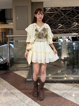 「w closet（ダブルクローゼット）のビッグ衿フリルミニワンピース（シャツ/ブラウス、ホワイト系）」を使った、aynmt_さん（レディース・167cm）の秋コーディネート