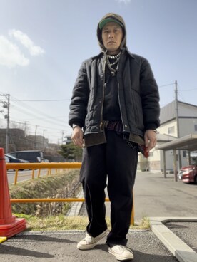 「アイテム（チノパンツ、ブルー系）」を使った、眞理さん（メンズ・172cm）の春コーディネート