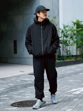 「アイテム（Tシャツ/カットソー）」を使った、THE TOKYO STAFFさん（メンズ・170cm・30代）の秋コーディネート