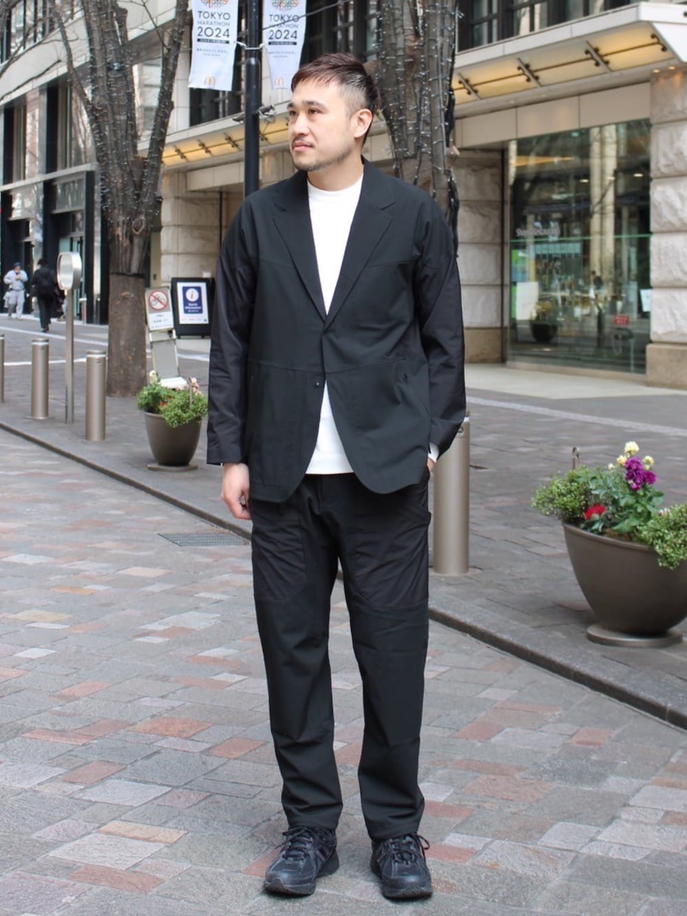 THE TOKYO STAFFさんの「【White Mountaineering / ホワイトマウンテニアリング】EX. STRETCHED HYBRID JACKET 2/THE TOKYO 限定ストレッチハイブリッドジャケット2（WHITE MOUNTAINEERING）」を使ったコーディネート