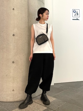 「CINOH（チノ）のアイテム（Tシャツ/カットソー）」を使った、THE TOKYO STAFFさん（レディース・152cm）の夏コーディネート