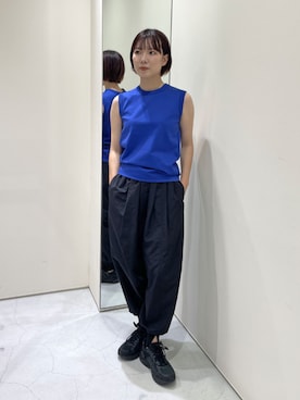 「CINOH（チノ）のアイテム（Tシャツ/カットソー）」を使った、THE TOKYO STAFFさん（レディース・162cm）の春コーディネート