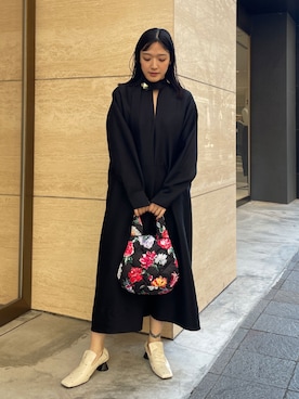 「KEITA MARUYAMA（ケイタマルヤマ）のアイテム」を使った、THE TOKYO STAFFさん（レディース・157cm）の冬コーディネート