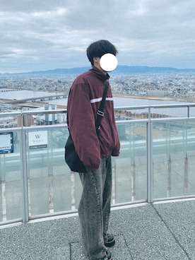 「WESTBOY（ウエストボーイ）のルーズバギーデニムパンツ/フレアデニムパンツWO22W3PT02【WB ORIGINALS】【2022AW】（デニムパンツ、ブラック系）」を使った、ばせさん（メンズ・170cm）の冬コーディネート