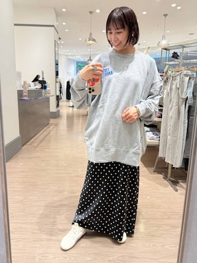 「アイテム（スウェット、シルバー系）」を使った、yurie0407さん（レディース・154cm）の夏コーディネート