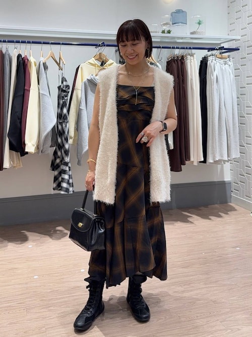 イレヘムキリカエキャミワンピース　ローリーズファーム　新品未使用　今季新作 LOWRYS FARM｜イレヘムキリカエキャミワンピース | Rakuten