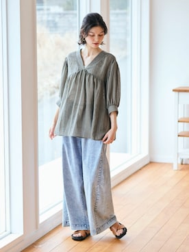 「nissen（ニッセン）の＜大きいサイズ＞【接触冷感】ライトオンスプチワイドストレートパンツ（ゆったりヒップ）（Pants、ブルー系）」を使った、nissen Smile Modelsさん（レディース・160cm）の夏コーディネート