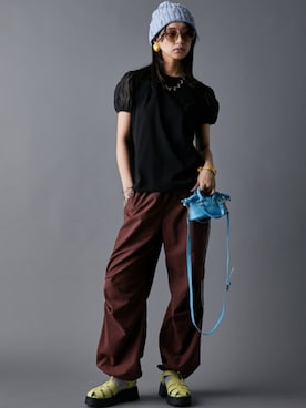 「GEVS.（ジェイヴィス）のアイテム（パンツ）」を使った、nissen Smile Modelsさん（レディース・163cm）の春コーディネート