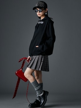 「アイテム（パーカー）」を使った、nissen Smile Modelsさん（レディース・163cm）の夏コーディネート