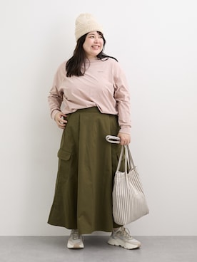 「アイテム（アウトドア/スポーツ）」を使った、nissen Smile Modelsさん（レディース・158cm）の秋コーディネート