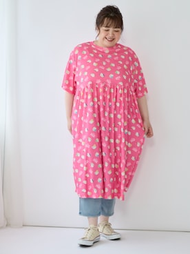 「大きいサイズレディースファッション」｜「アイテム（スウェットパンツ）」を使った、nissen Smile Modelsさん（レディース・158cm）の夏コーディネート
