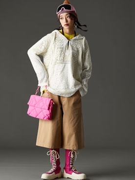 「GEVS.（ジェイヴィス）のアイテム（パーカー）」を使った、nissen Smile Modelsさん（レディース・163cm）の春コーディネート