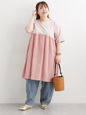 「nissen（ニッセン）の＜大きいサイズ＞綿100％ドビー切替チュニック（チュニック、ピンク系）」を使った、nissen Smile Modelsさん（レディース・158cm）の春コーディネート