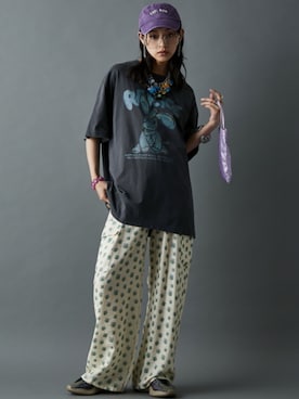 「GEVS.（ジェイヴィス）のアイテム（パンツ）」を使った、nissen Smile Modelsさん（レディース・163cm）の夏コーディネート