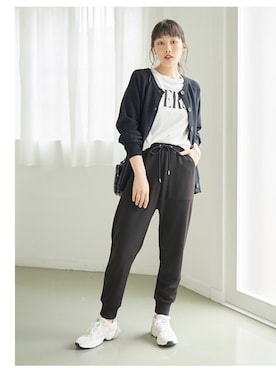 「レギュラー」｜「アイテム（スウェットパンツ）」を使った、nissen Smile Modelsさん（レディース・167cm）の秋コーディネート