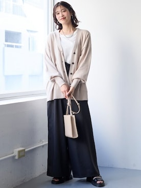 「Soiunique（スワユニーク）のアイテム（サロペット/オーバーオール）」を使った、nissen Smile Modelsさん（レディース・168cm）の春コーディネート