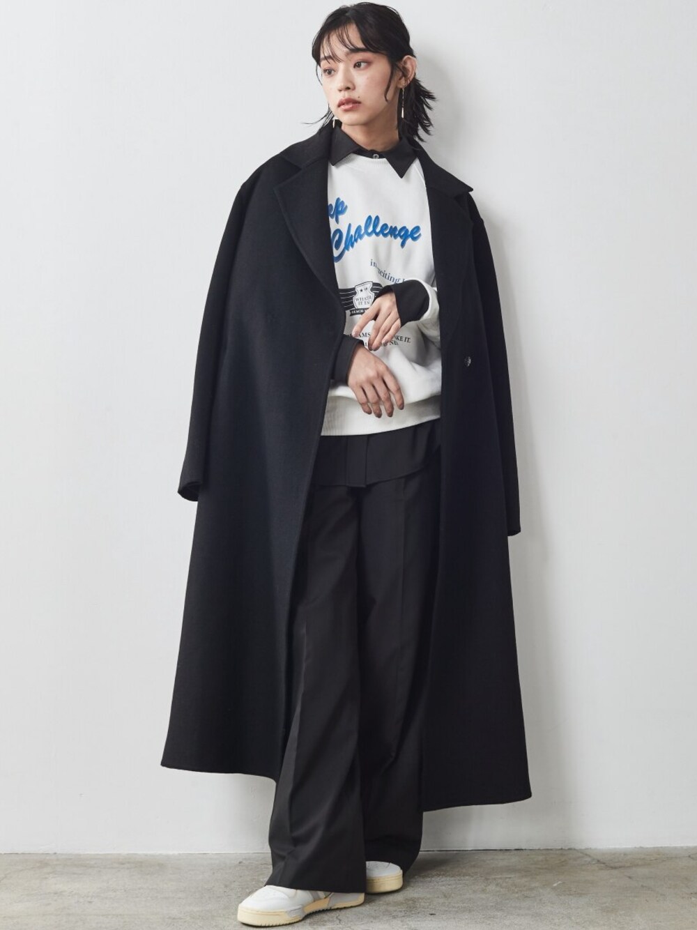 「大きいサイズレディースファッション、モデル、レギュラー、CHIC STYLE」｜「CHIC STYLEの大きいサイズ T/Rシャツチュニック シックスタイル（シャツ/ブラウス、ベージュ系）」を使った、nissen Smile Modelsさん（レディース・163cm）の秋コーディネートの1枚目の写真