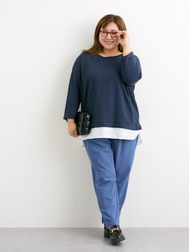 「nissen（ニッセン）のテーパードパンツ■大人の落ち感シリーズ■＜大きいサイズ有＞（パンツ、ブルー系）」を使った、nissen Smile Modelsさん（レディース・155cm）の秋コーディネート