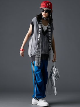 「GEVS.（ジェイヴィス）のアイテム（パンツ）」を使った、nissen Smile Modelsさん（レディース・163cm）の春コーディネート