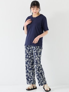 nissen Smile Modelsさん（レディース・166cm）の春コーディネート