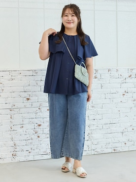 「nissen（ニッセン）の【5月15日（金）午前11時販売開始】大きいサイズ<こまちさんコラボ！＞2トーンコントラスト切替デニムワイドパンツ（Pants、ブルー系）」を使った、nissen Smile Modelsさん（レディース・160cm）の夏コーディネート