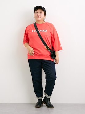 「nissen（ニッセン）の大きいサイズ すごのびストレッチデニムストレートパンツ（ゆったり太もも）（選べる3レングス）（チノパンツ、ブルー系）」を使った、nissen Smile Modelsさん（レディース・155cm）の秋コーディネート