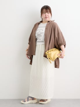 「nissen（ニッセン）の＜大きいサイズ＞カットソーナロースカート（スカート、ホワイト系）」を使った、nissen Smile Modelsさん（レディース・158cm）の夏コーディネート