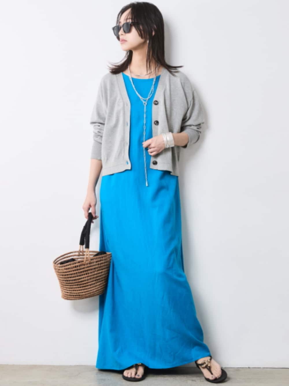 「大きいサイズレディースファッション、モデル、レギュラー、夏コーデ、きれいめカジュアル、CHIC STYLE、One piece、Blue、Maxi One piece、Cardigan、2way」｜「CHIC STYLEのレーヨン麻2WAYフレンチスリーブマキシワンピース＜大きいサイズ有＞シックスタイル（ワンピース、ブルー系）」を使った、nissen Smile Modelsさん（レディース・163cm）の春コーディネートの1枚目の写真
