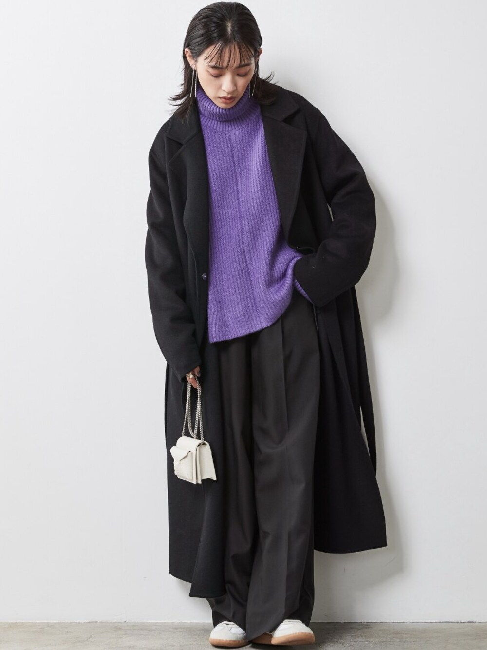 「大きいサイズレディースファッション、モデル、レギュラー、CHIC STYLE」｜「CHIC STYLEの大きいサイズ T/Rワイドパンツ シックスタイル（スラックス、ベージュ系）」を使った、nissen Smile Modelsさん（レディース・163cm）の秋コーディネートの1枚目の写真