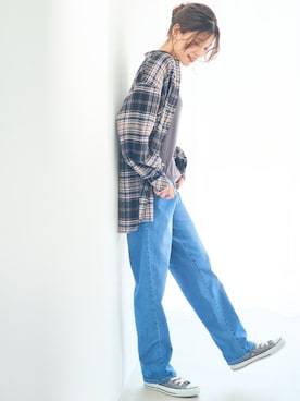 「レギュラー」｜「アイテム（スウェットパンツ）」を使った、nissen Smile Modelsさん（レディース・168cm）の秋コーディネート