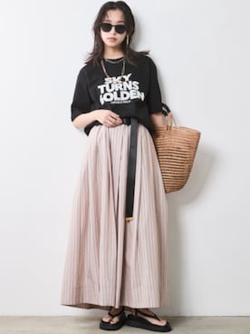 「SMILE LAND（スマイルランド）のアイテム」を使った、nissen Smile Modelsさん（レディース・163cm）の春コーディネート
