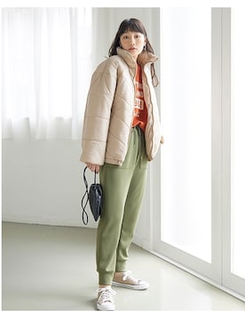 「レギュラー」｜「アイテム（スウェットパンツ）」を使った、nissen Smile Modelsさん（レディース・167cm）の秋コーディネート