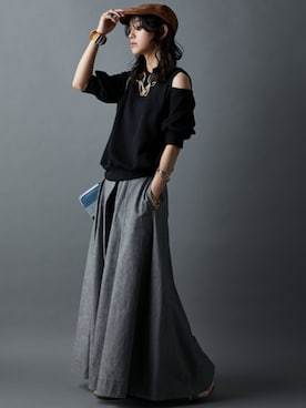 「GEVS.（ジェイヴィス）のアイテム（スカート）」を使った、nissen Smile Modelsさん（レディース・163cm）の春コーディネート