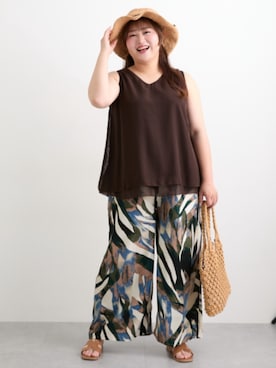 「nissen（ニッセン）のリラックスイージーパンツ＜大きいサイズ有＞（Pants、ブルー系）」を使った、nissen Smile Modelsさん（レディース・160cm）の夏コーディネート
