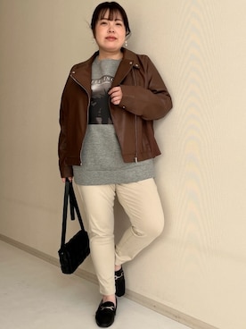 「大きいサイズレディースファッション」｜「アイテム（スウェット）」を使った、nissen Smile Modelsさん（レディース・158cm）の秋コーディネート