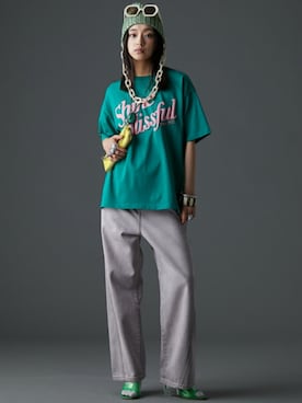 「GEVS.（ジェイヴィス）のアイテム（パンツ）」を使った、nissen Smile Modelsさん（レディース・163cm）の夏コーディネート