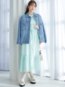 「レギュラー」｜「アイテム（デニムジャケット）」を使った、nissen Smile Modelsさん（レディース・167cm）の冬コーディネート
