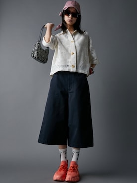 「GEVS.（ジェイヴィス）のアイテム（パンツ）」を使った、nissen Smile Modelsさん（レディース・163cm）の春コーディネート