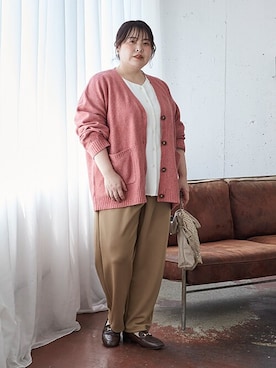 「大きいサイズレディースファッション」｜「アイテム（スウェットパンツ）」を使った、nissen Smile Modelsさん（レディース・158cm）の秋コーディネート