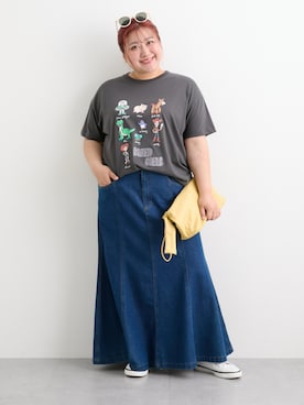 「nissen（ニッセン）の＜大きいサイズ＞マキシ丈デニムスカート（ゆったりヒップ）（スカート、ブルー系）」を使った、nissen Smile Modelsさん（レディース・158cm）の夏コーディネート