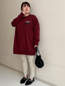 「大きいサイズレディースファッション」｜「アイテム（スウェット）」を使った、nissen Smile Modelsさん（レディース・158cm）の秋コーディネート