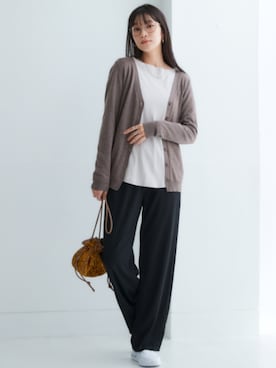 「レギュラー」｜「アイテム（スウェットパンツ）」を使った、nissen Smile Modelsさん（レディース・163cm）の冬コーディネート