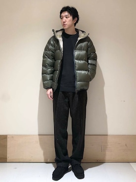 「クルーネックニット」｜aisakuさん（メンズ・174cm）の冬コーディネート