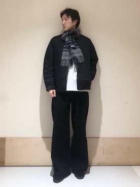 「アイテム（マフラー）」を使った、aisakuさん（メンズ・174cm）の冬コーディネート