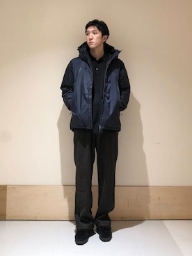 「URBAN RESEARCH DOORS（アーバンリサーチドアーズ）のウールブレンドネップワンタックパンツ（その他パンツ）」を使った、aisakuさん（メンズ・174cm）の冬コーディネート